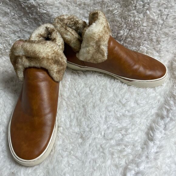 Lugz sprig fashion faux leather tan ankle slip on boots faux fur accent … - Picture 2 of 11